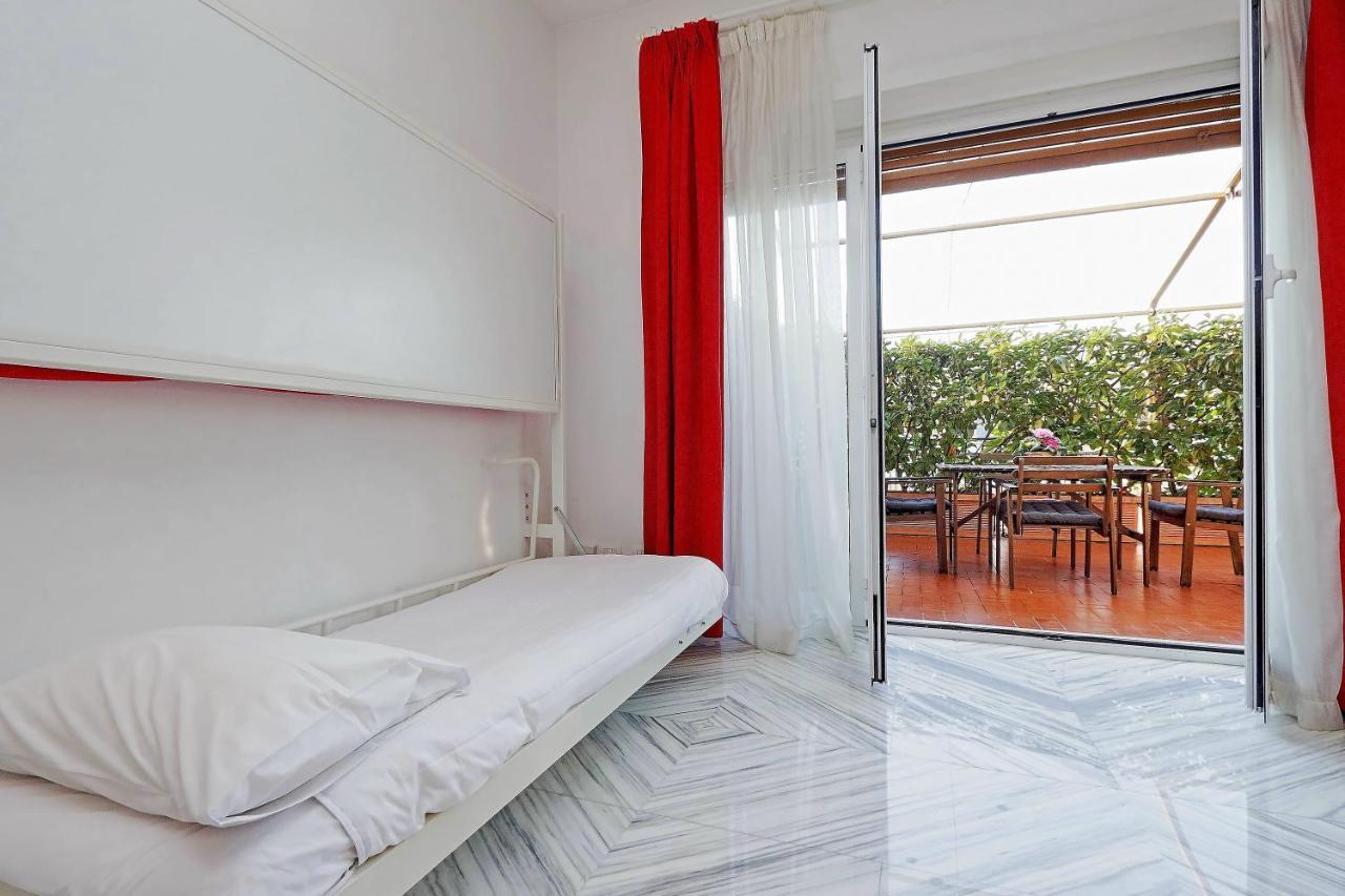 Holiday Rental St Peter'S Area Apartment